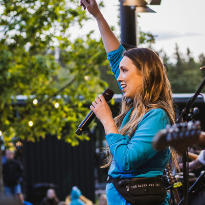 Dārza Svētki ar grupu ASTRO N' OUT